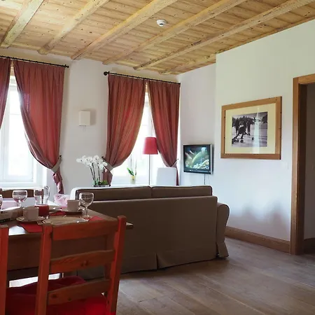 Club House 3*