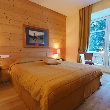 Hotel Club House 3*